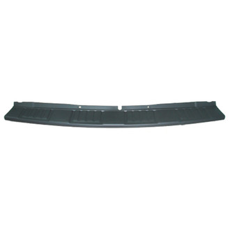 Alzare® - Rear Bumper Step Pad (CAPA Certified)