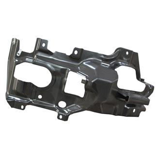 Alzare® GM1062116 - Front Driver Side Bumper Support Bracket (Standard Line)