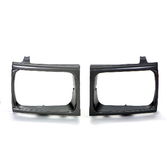 Alzare® TO2513119 - Passenger Side Headlight Bezel (Standard Line)