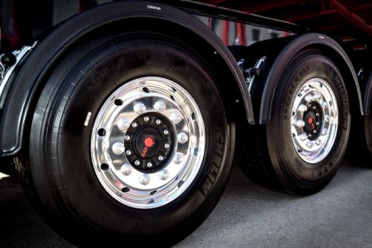 Semi-Truck Aluminum Wheels | Strong, Stylish, and Easy To Maintain