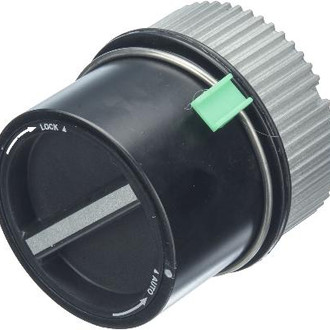 Autotecnica® - Driver or Passenger Side Locking Hub
