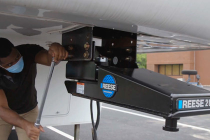 Reese® - Sdewinder 5th Wheel Pin Box Installation