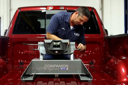 B&W Trailer Hitches® - Companion™ 5th Wheel Hitch Dual Jaw Adapter Installation