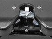 Wide, self-aligning head for quick coupling