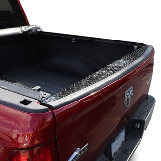 Dee Zee® - Black-Tread™ Tailgate Cap