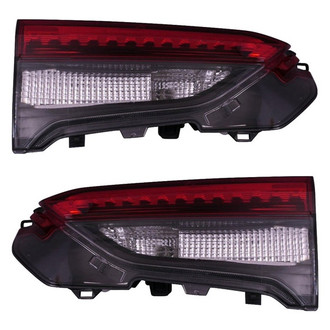 Depo® - Driver and Passenger Side Inner Replacement Tail Lights (Standard Line)