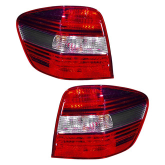 Depo® - Driver and Passenger Side Replacement Tail Lights (Standard Line)