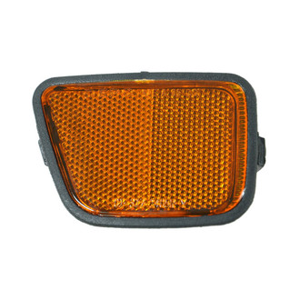 DIY Solutions® - Front Passenger Side Bumper Reflector (Standard Line)