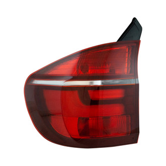 DIY Solutions® - Driver Side Outer Replacement Tail Light