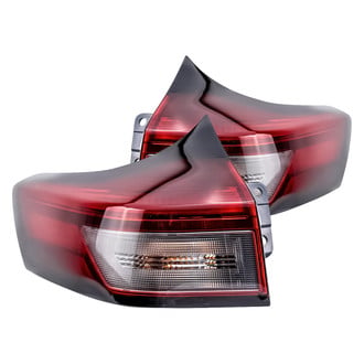 DIY Solutions® - Driver and Passenger Side Outer Replacement Tail Lights