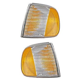 Dorman® - Driver and Passenger Side Replacement Turn Signal/Corner Light Set