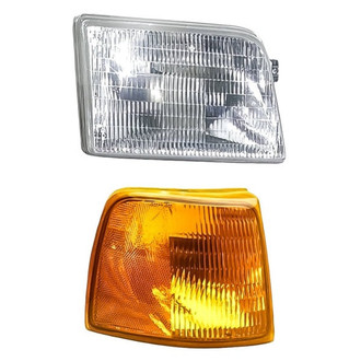 Eagle Eyes® - 2-Piece Kit (Passenger Side Headlight, Passenger Side Turn Signal/Parking Light) (Standard Line)