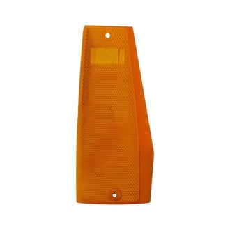 Eagle Eyes® - Passenger Side Replacement Side Marker Light (Standard Line)