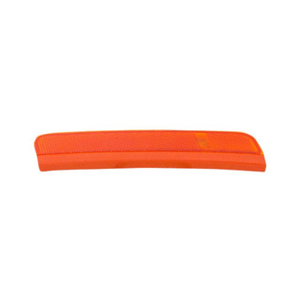 Eagle Eyes® - Driver Side Replacement Side Marker Light (Standard Line)