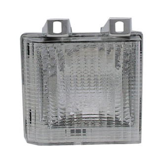 Eagle Eyes® - Passenger Side Replacement Turn Signal/Parking Light (Standard Line)