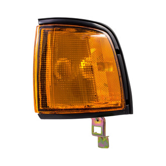 Eagle Eyes® - Driver Side Replacement Turn Signal/Corner Light (Standard Line)