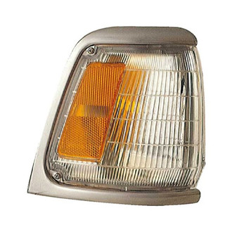 Eagle Eyes® - Passenger Side Replacement Turn Signal/Corner Light (Standard Line)