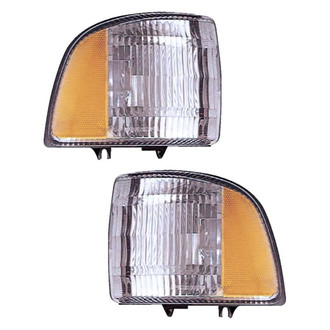 Eagle Eyes® - Driver Side Replacement Turn Signal/Corner Light Set (Standard Line)