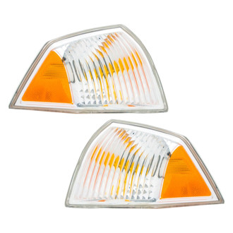 Eagle Eyes® - Driver Side Replacement Turn Signal/Corner Light Set (Standard Line)