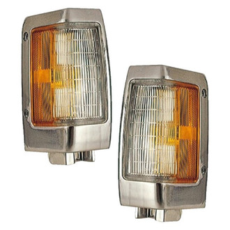 Eagle Eyes® - Driver Side Replacement Turn Signal/Corner Light Set (Standard Line)