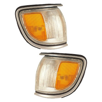 Eagle Eyes® - Driver Side Replacement Turn Signal/Corner Light Set (Standard Line)