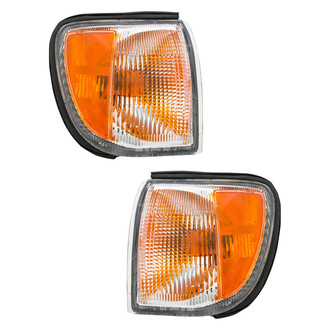 Eagle Eyes® - Driver Side Replacement Turn Signal/Corner Light Set (Standard Line)