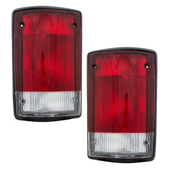 Eagle Eyes® - Driver and Passenger Side Replacement Tail Lights (Standard Line)