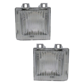 Eagle Eyes® - Driver Side Replacement Turn Signal/Parking Light Set (Standard Line)