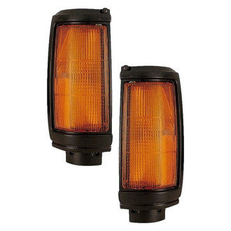Eagle Eyes® - Driver Side Replacement Turn Signal/Corner Light Set (Standard Line)