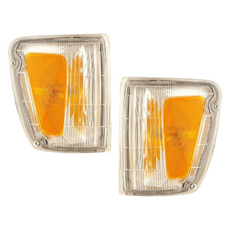 Eagle Eyes® - Driver Side Replacement Turn Signal/Corner Light Set (Standard Line)