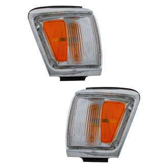 Eagle Eyes® - Driver Side Replacement Turn Signal/Corner Light Set (Standard Line)