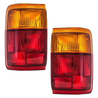 Eagle Eyes® - Driver and Passenger Side Replacement Tail Lights (Standard Line)