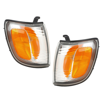 Eagle Eyes® - Driver Side Replacement Turn Signal/Corner Light Set (Standard Line)