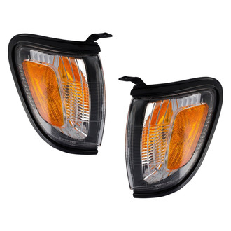 Eagle Eyes® - Driver Side Replacement Turn Signal/Corner Light Set (Standard Line)