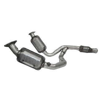 Eastern Catalytic® - ECO GM Direct Fit Catalytic Converter and Pipe Assembly