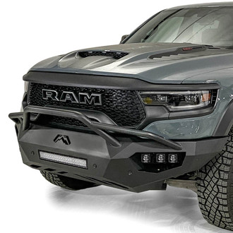 Fab Fours® - Vengeance Full Width Black Powder Coated Front HD Bumper with Pre-Runner Guard