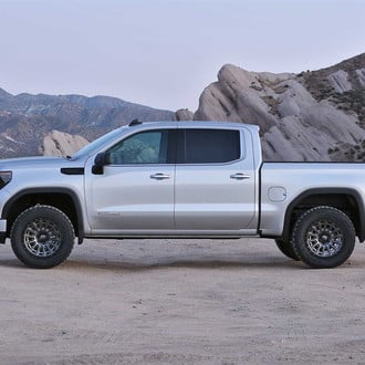 Fabtech® - 6" Dirt Logic 2.5 Front Coilovers