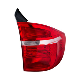 iD Select® - Passenger Side Outer Replacement Tail Light (Standard Line)