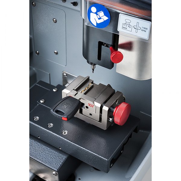 Ilco® - 01RA Track Cut Auto Clamp for Key Machine