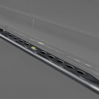 Ironman 4x4® - Raid Black Side Steps