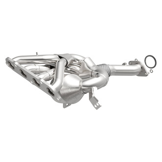 MagnaFlow® - OEM Grade Exhaust Manifold with Integrated Catalytic Converter