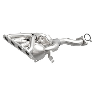 MagnaFlow® - OEM Grade Exhaust Manifold with Integrated Catalytic Converter