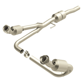 MagnaFlow® - OEM Grade Direct Fit Catalytic Converter