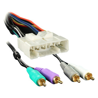 Metra® - Aftermarket Radio Wiring Harness with OEM Plug and Amplifier Integration