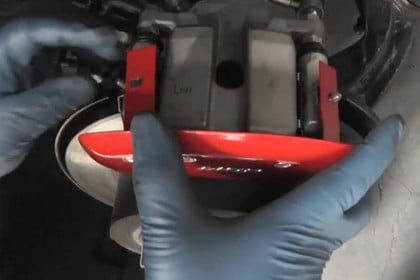 MGP® - Caliper Covers Quick Installation on 2013 Toyota Avalon