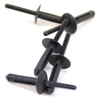 Jeep OE - Bumper Cover Retainer