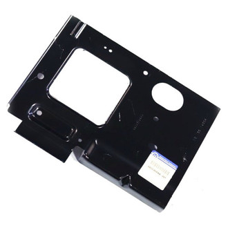 Mopar® - Rear Passenger Side Wheel Housing Bracket