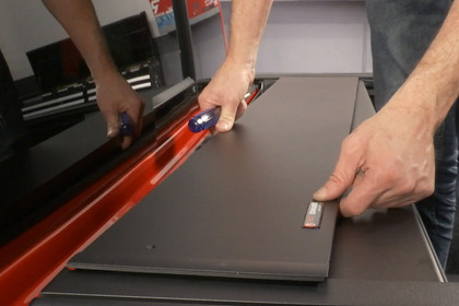 Pace Edwards® - Ultragroove Metal Retractable Tonneau Cover Installation