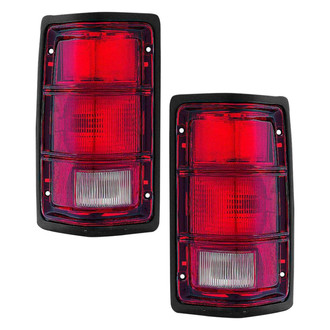 Pacific Best® - Driver and Passenger Side Replacement Tail Lights (Standard Line)