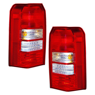 Pacific Best® - Driver and Passenger Side Replacement Tail Lights (Standard Line)